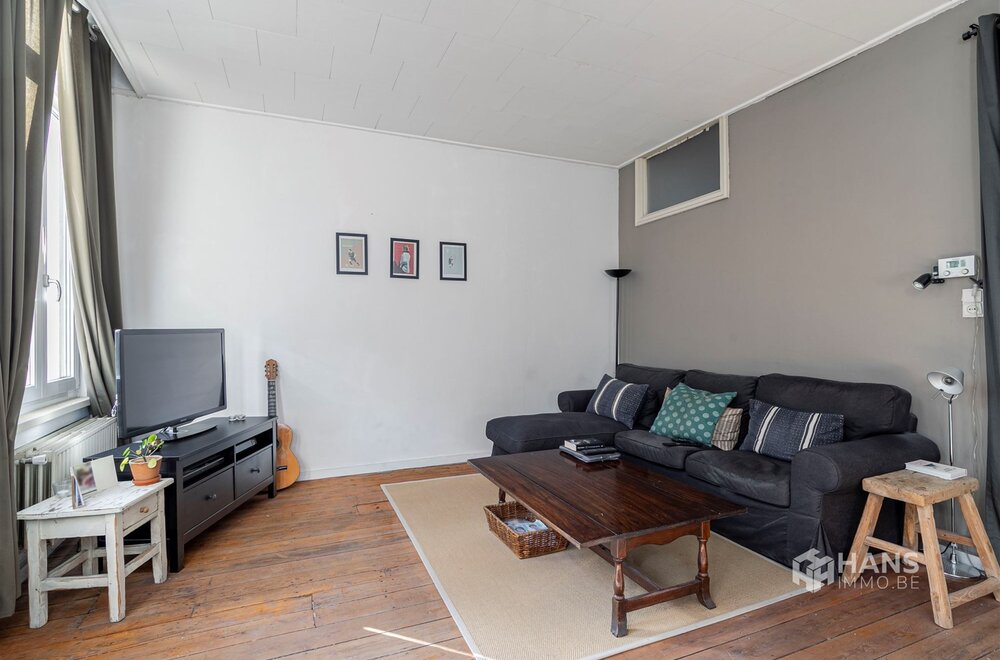 charmant-appartement-67-m-met-1-slaapkamer-in-antwerpen-2060-005.jpg