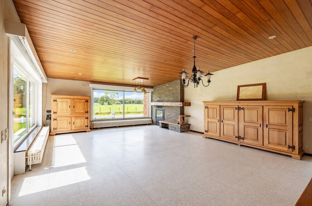 uitstekend-gelegen-bungalow-op-uitzonderlijk-perceel006.jpg