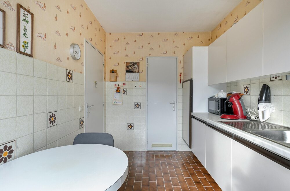 appartement-met-2-slaapkamers-en-parking-te-koop-in-merksem007.jpg