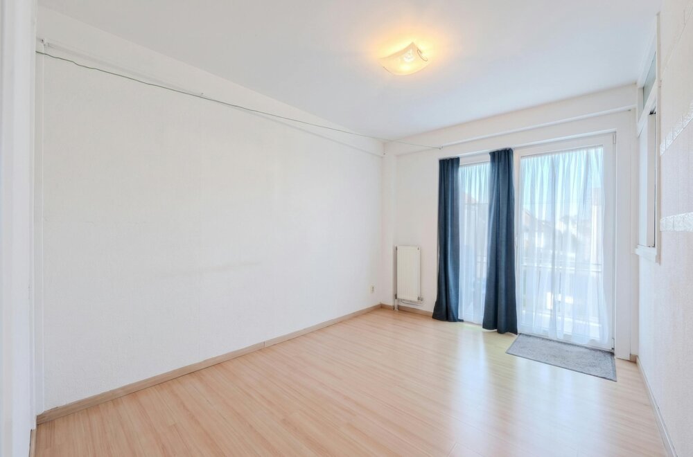 lichtrijk-twee-slaapkamer-appartement-op-topligging-011.jpg