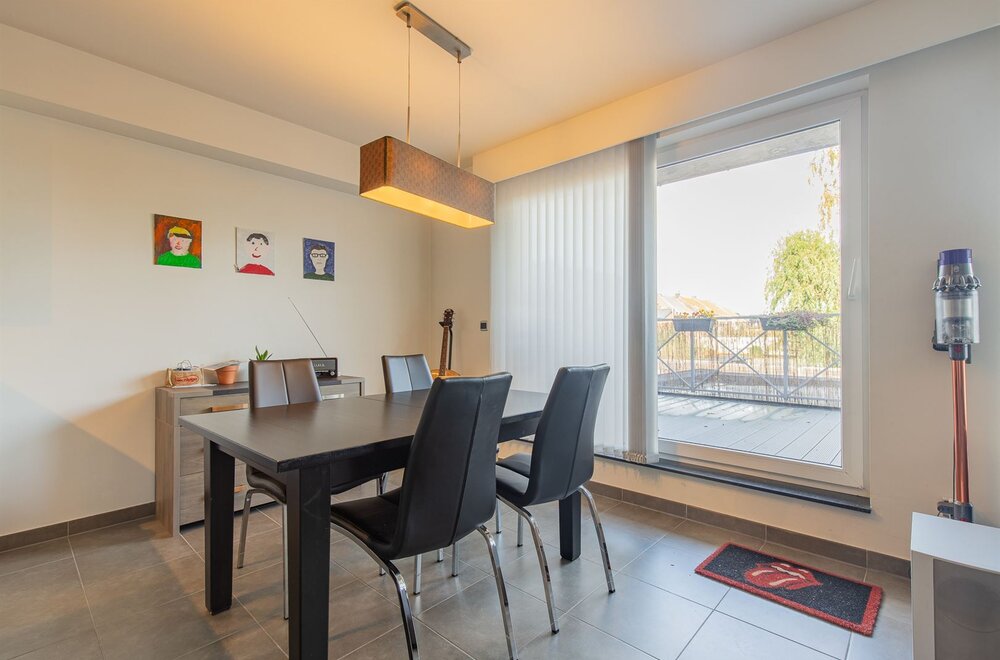 instapklaar-appartement-met-2-slaapkamers-zonneterras-en-energielabel-a-in-het-centrum-van-sint-gillis-dendermonde004.jpg