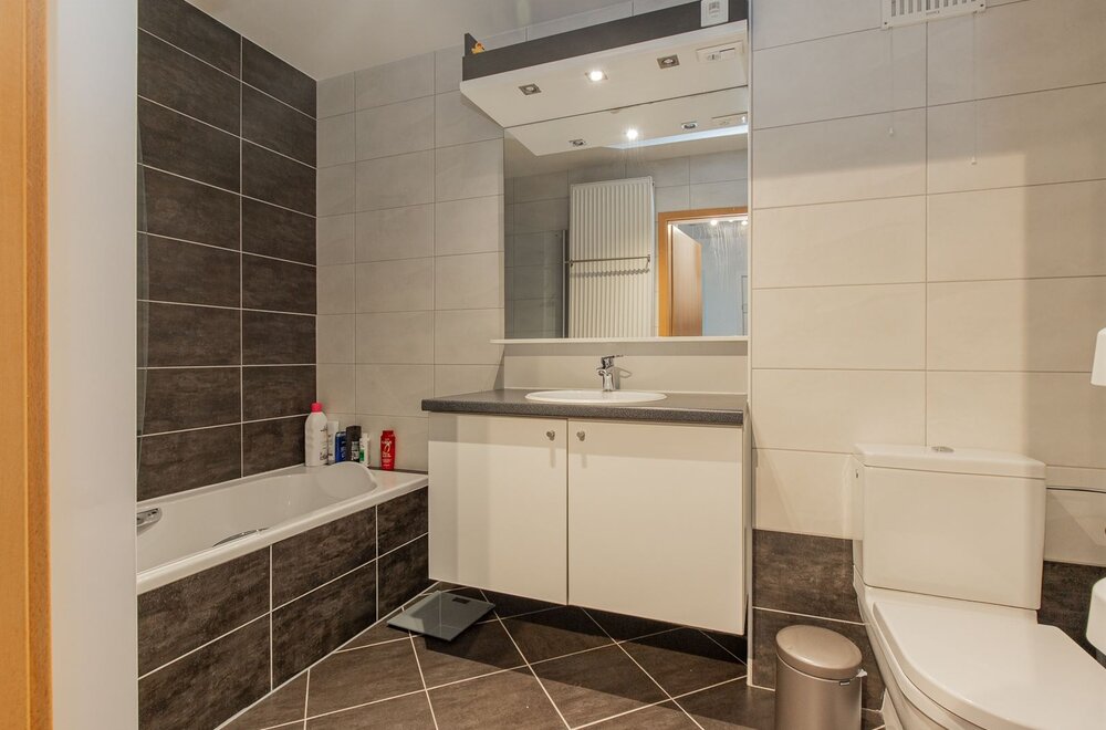 instapklaar-appartement-met-2-slaapkamers-zonneterras-in-sint-gillis-dendermonde011.jpg