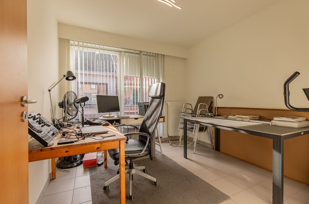 instapklaar-appartement-met-2-slaapkamers-zonneterras-en-energielabel-a-in-het-centrum-van-sint-gillis-dendermonde013.jpg