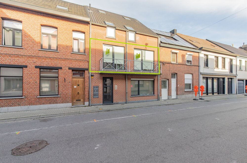 instapklaar-appartement-met-2-slaapkamers-zonneterras-en-energielabel-a-in-het-centrum-van-sint-gillis-dendermonde016.jpg