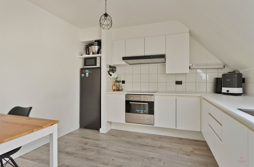 duplex-appartement-met-drie-slaapkamers-in-centrum-olsene004.jpg