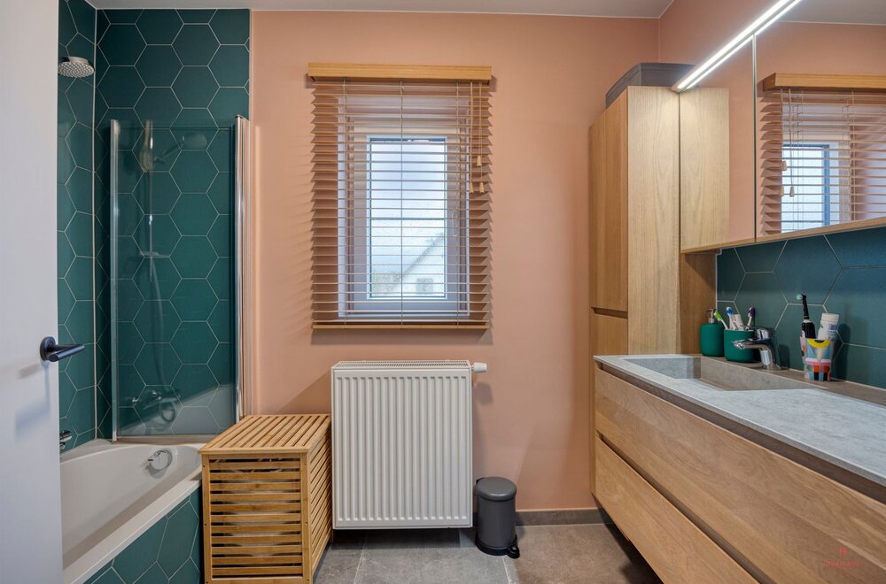 energiezuinige-woning-met-3-slaapkamers-en-garage-te-vinkt015.jpg