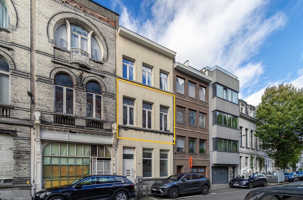 charmant-appartement-67-m-met-1-slaapkamer-in-antwerpen-2060-013.jpg