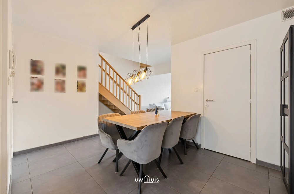 instapklare-recente-woning-met-4-slaapkamers-en-tuin-in-centrum-meerdonk006.jpg