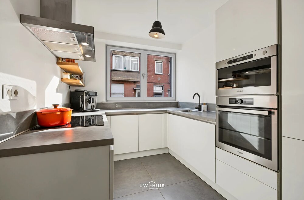 instapklare-recente-woning-met-4-slaapkamers-en-tuin-in-centrum-meerdonk007.jpg