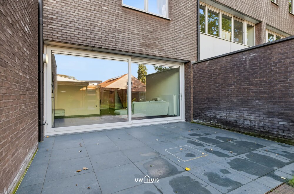 instapklare-recente-woning-met-4-slaapkamers-en-tuin-in-centrum-meerdonk016.jpg
