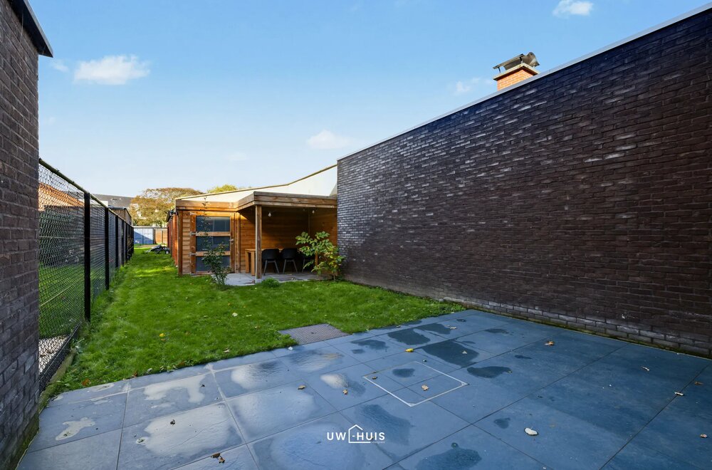 instapklare-recente-woning-met-4-slaapkamers-en-tuin-in-centrum-meerdonk018.jpg