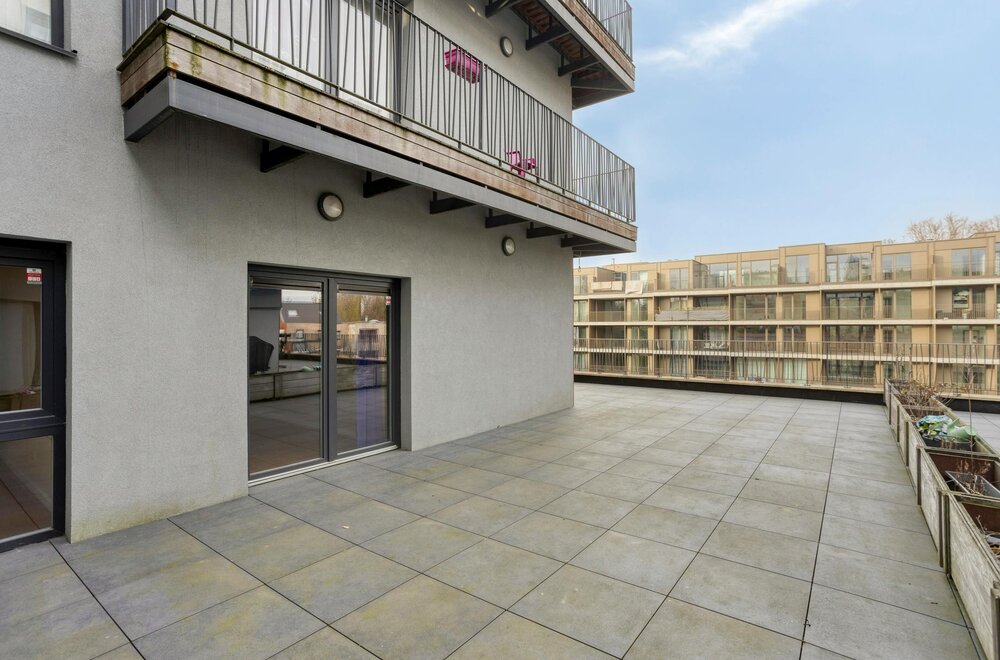 appartement-3-slaapkamers-met-ruim-terras-en-staanplaats017.jpg
