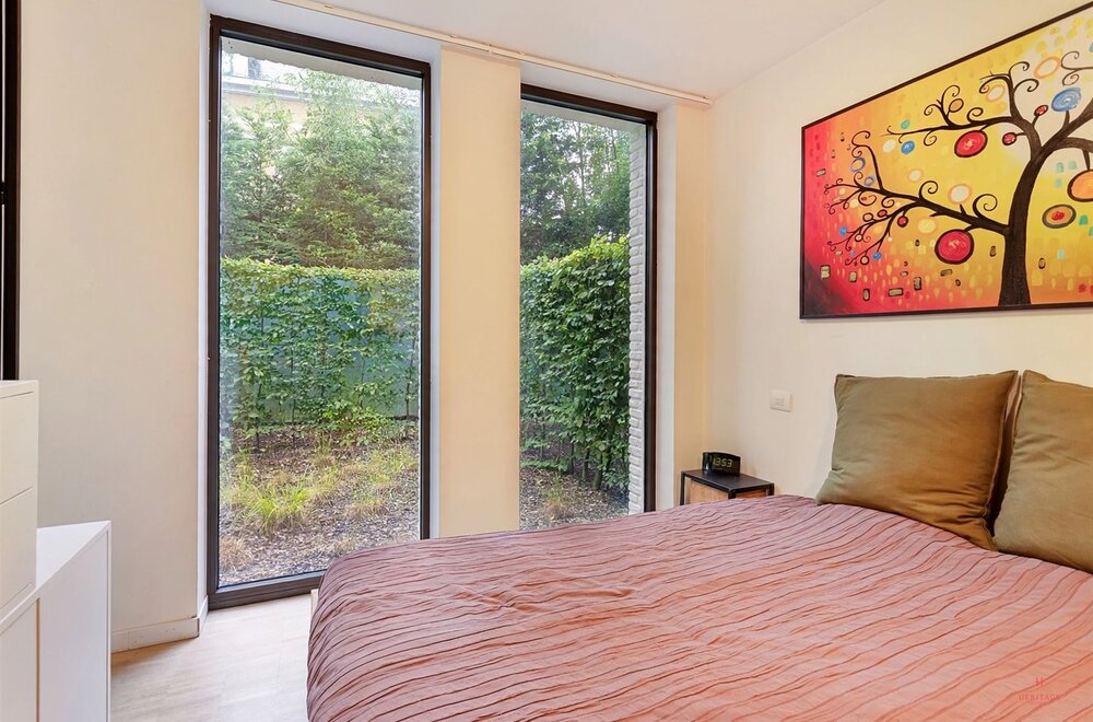 instapklaar-gelijkvloers-appartement-met-tuin-terras-en-2-autostaanplaatsen-in-olsene010.jpg