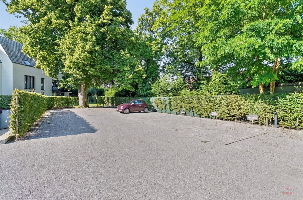 instapklaar-gelijkvloers-appartement-met-tuin-terras-en-2-autostaanplaatsen-in-olsene015.jpg