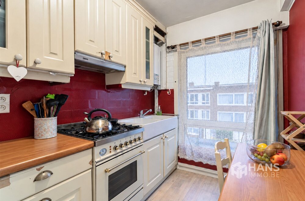 appartement-80-m-met-2-slaapkamers-en-terras-2-m-in-deurne-005.jpg