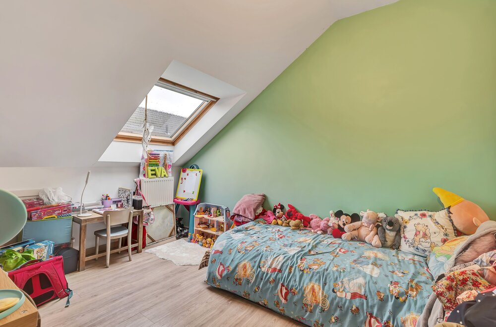 ruim-duplex-appartement-met-5-slpks-in-sint-pieters-leeuw013.jpg