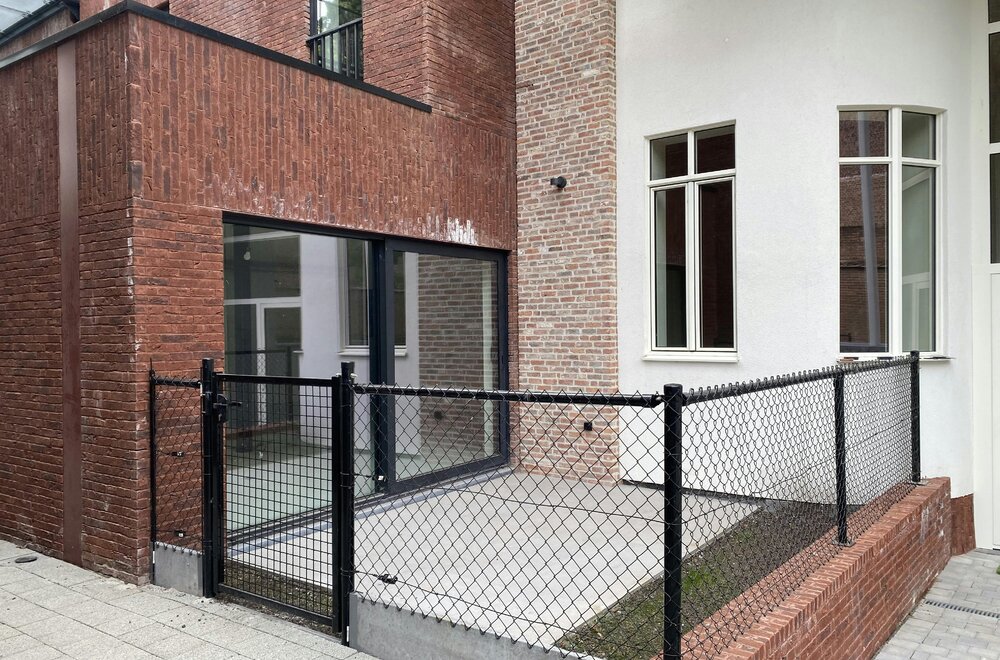 e-n-of-twee-slaapkamer-gelijkvloers-appartement-6-mogelijk-005.jpg