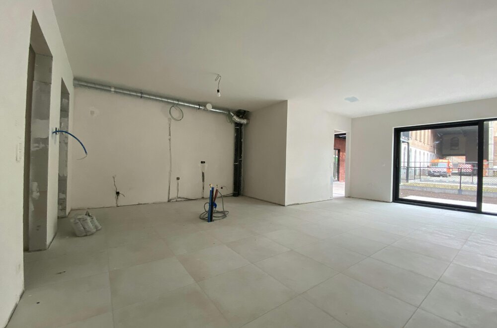 -twee-slaapkamer-gelijkvloers-appartement-6-mogelijk-002.jpg