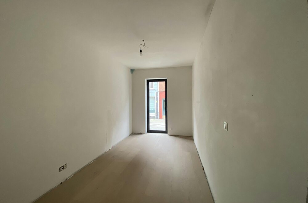 -twee-slaapkamer-gelijkvloers-appartement-6-mogelijk-005.jpg